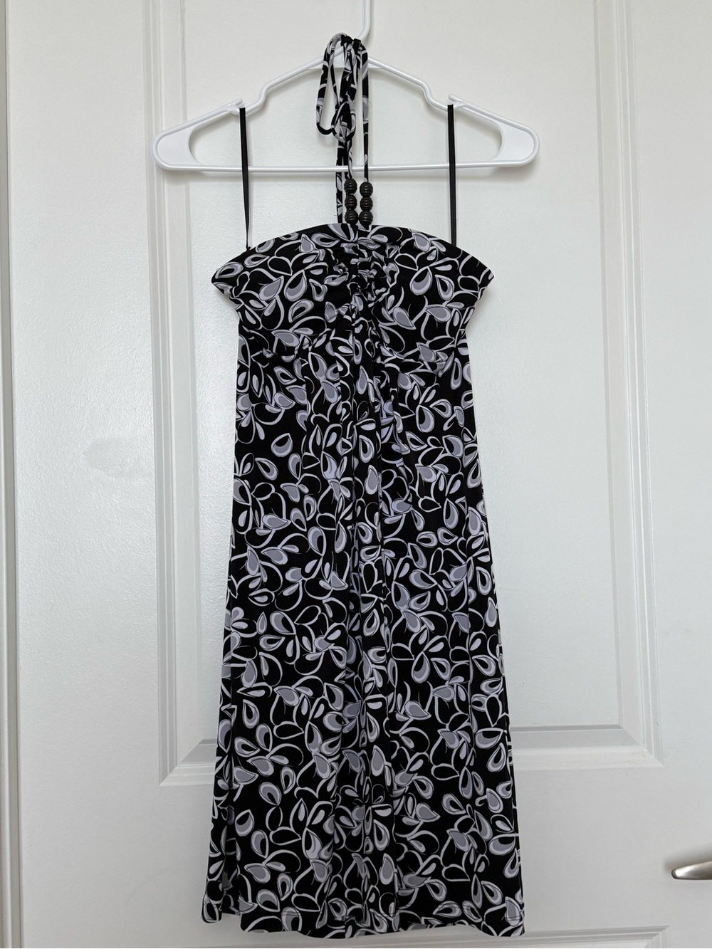 ✨5 for $25✨ Enfocus Studio Black and White One-Shoulder Leaf-Print Dress